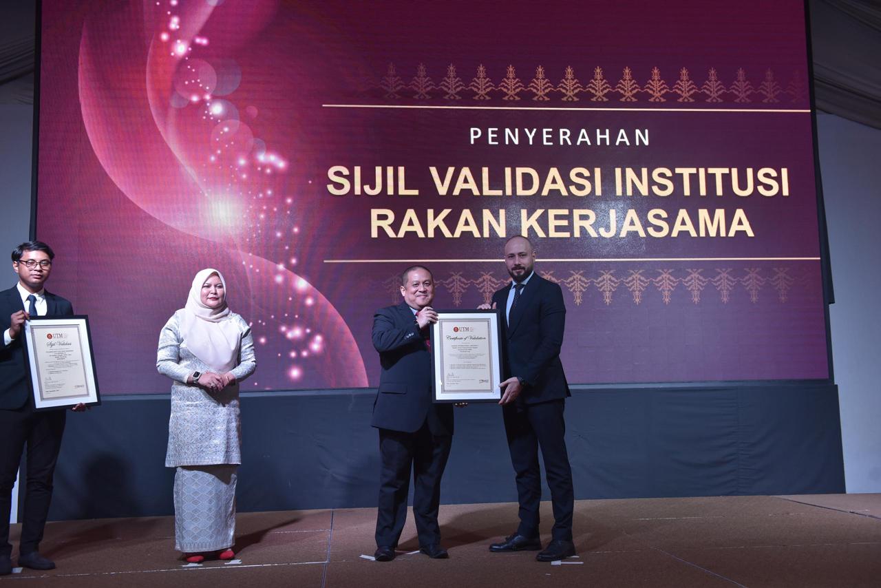 Awarding Ceremony for Qaiwan International University and the Students